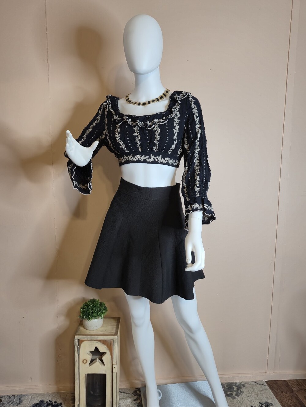 Black and White Ruffled Crop Top
